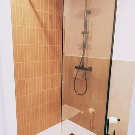 Apartment Entre Centre Et