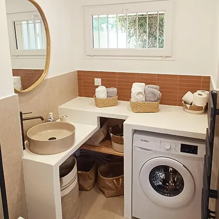 Apartment Entre Centre Et *